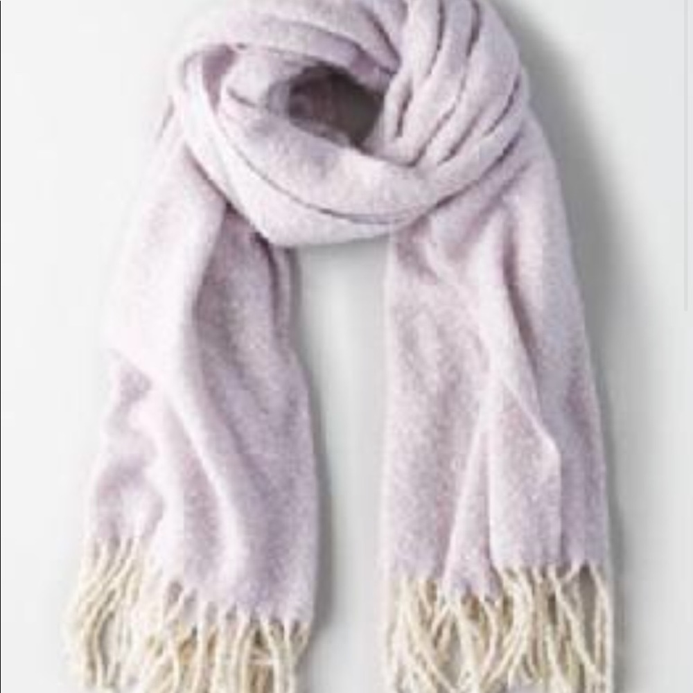 American Eagle Boucle Scarf